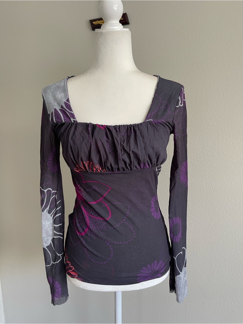 Sweet Pea Charcoal Long-Sleeve Square-Neck Floral Top with Purple Accents